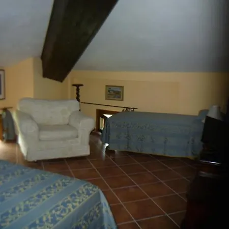 Bed and Breakfast Casa Tavasso à Asti Chambre photo